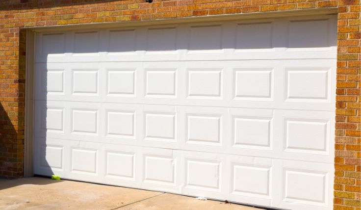 A Note About UPVC Garage Door Spraying